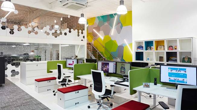 Vì sao cần thiết kế nội thất văn phòng đẹp và hiện đại?